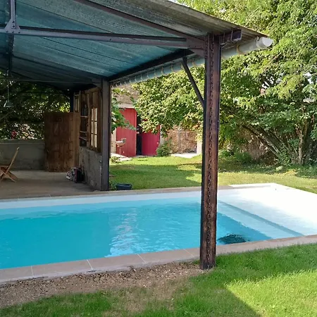 Feriehus Brouillon Maison De Famille, 4 Chambres, 10 Couchages, Piscine 1n Pb Nb Le Chesne (Ardennes)